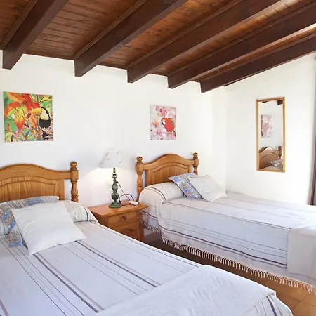 Seguinot Villa